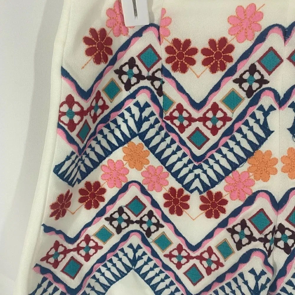 Lulu’s White Embroidered Floral Shorts
